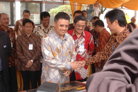 Open original Objek Digital