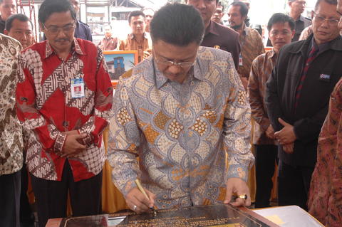 Open original Objek Digital