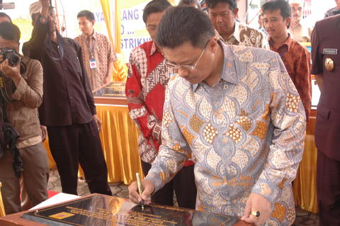 Open original Objek Digital